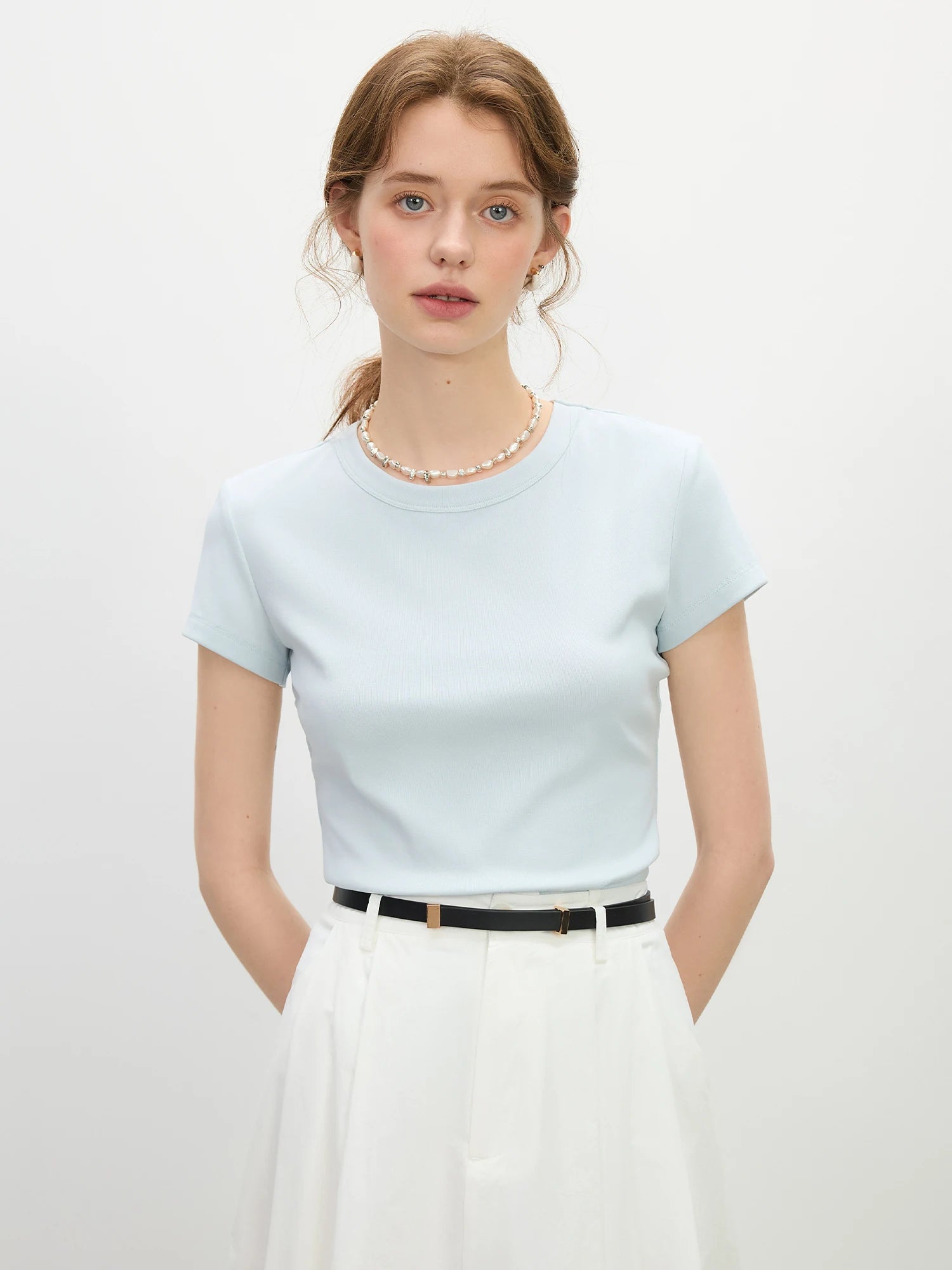 FSLE MInimalism Style Pink Straight Shoulder Short-sleeved T-shirt for Women 2025 Summer New Slim Fit Round Neck Top 25FS12113