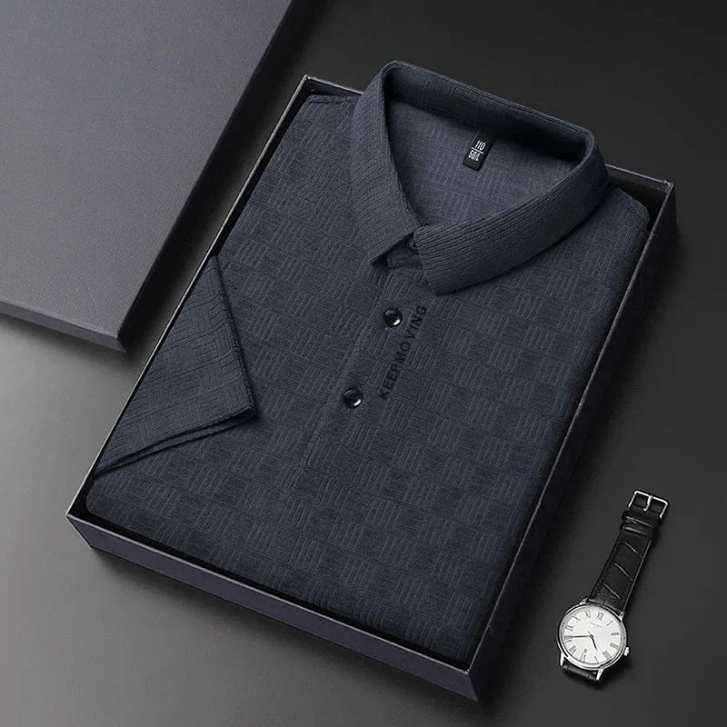 New Men's Business Casual Short Sleeved Shirt with Badge Solid Color Polo Shirt Fashionable Breathable Comfortable Versatile Top
