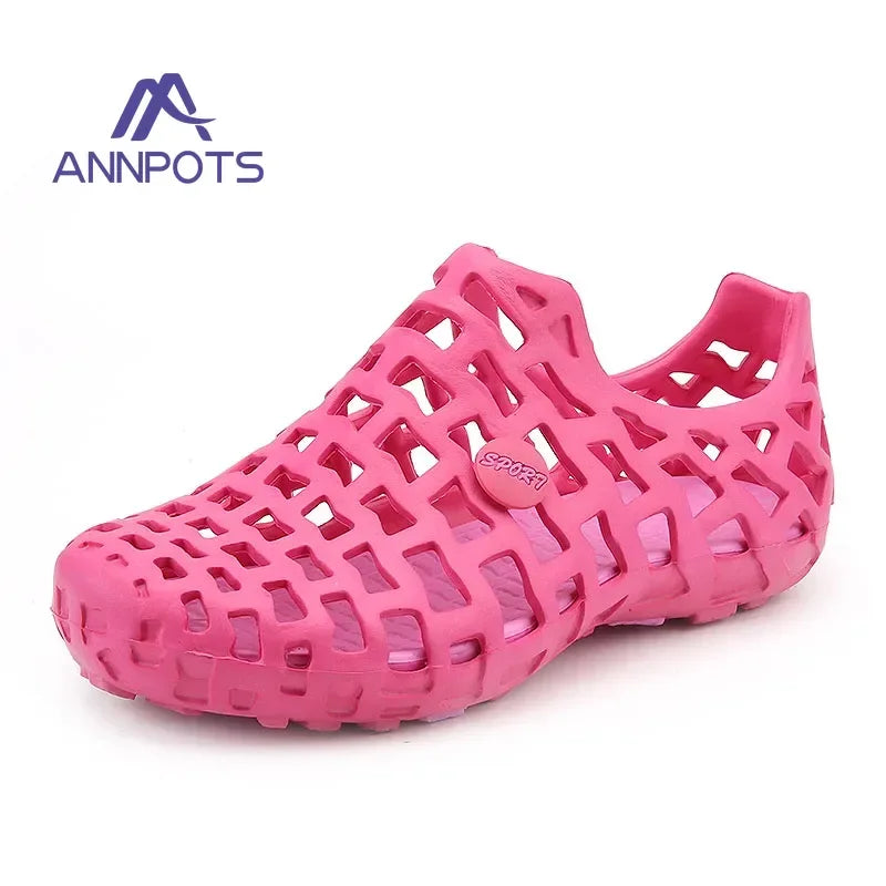 New Summer Water Shoes Men Breathble Hollow Beach Sandals Upstream Aqua Shoes Women Quick Dry River Sea Slippers Diving Swimming