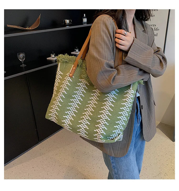 Handbag Woman Bag Design Simple Niche Travel  Beach Tote Bag Tassel Letter Embroidery Fashion Large Capacity Shoulder Bags 2022