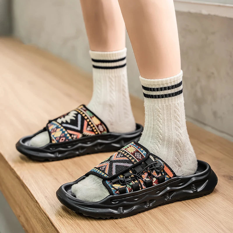 Men's fashion slippers summer soft-soled non-slip outdoor beach shoes casual slippers youth Joker tide sandals walking slippers