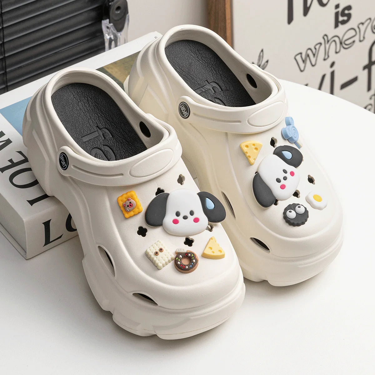 Thick Bottom Women Cave Shoes Heightened Platform Beach Sandals Fashion Comfortable Indoor Outdoor Slippers