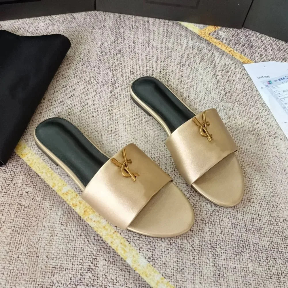 New Internet Celebrity Embroidered Slippers for Women Wearing Sheepskin Printed Alphabet Beach Leisure Internet Celebrity