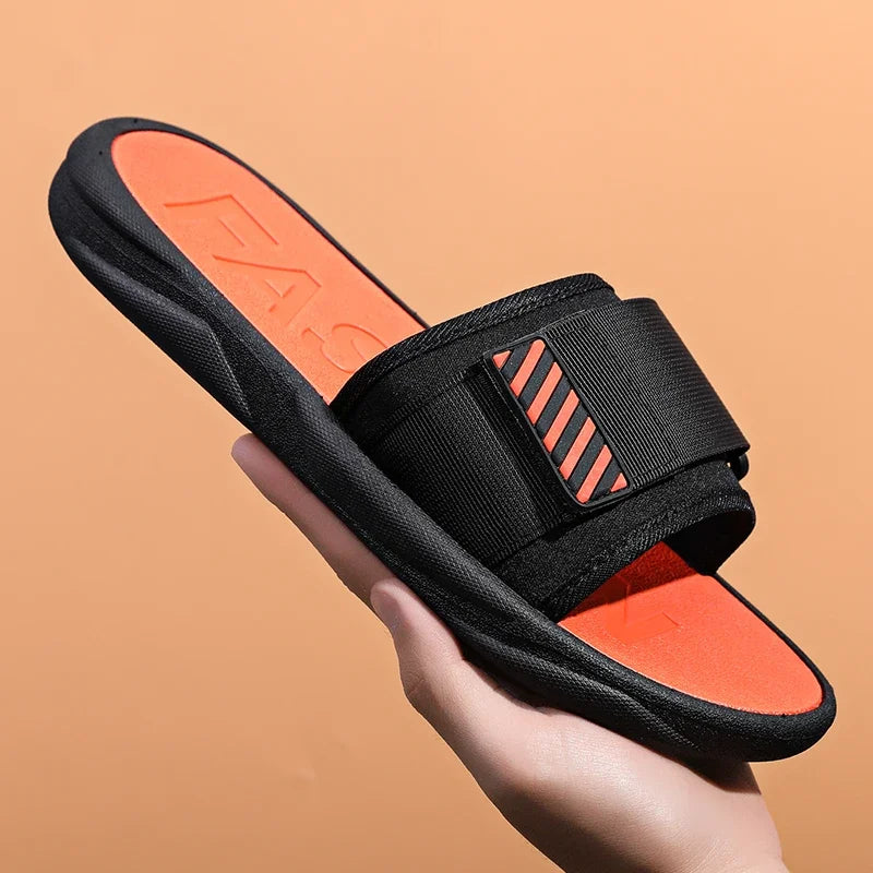 High Quality Brand New Men Casual Slippers Sandals Outdoor Beach Shoes Clogs Designer EVA Soft Bottom Summer Men Home Slippers