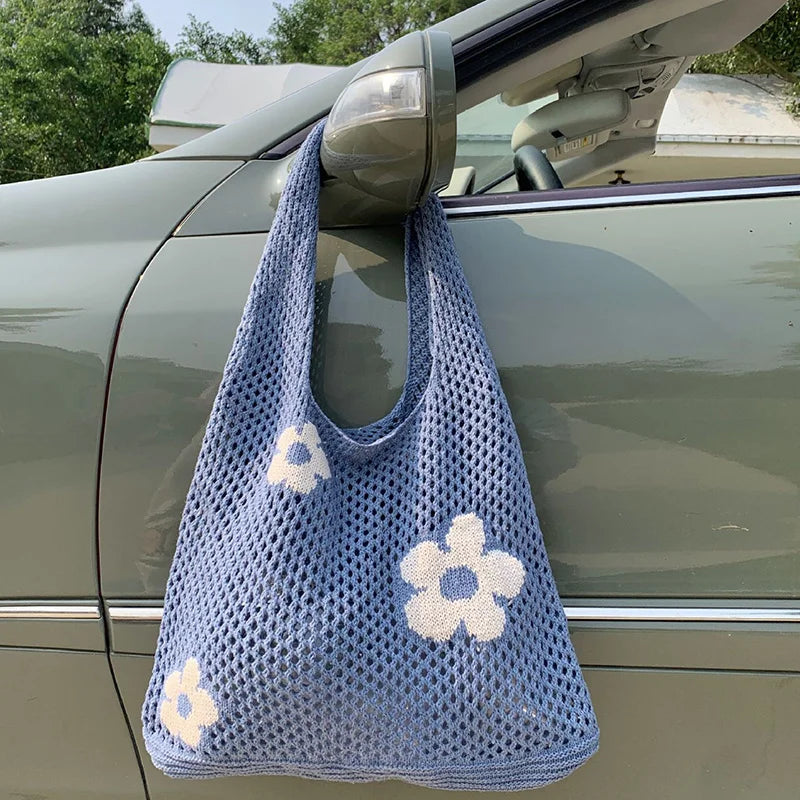 Ins Fashion Sweet Flower Knitted Hollow Tote Bag Large Capacity Shopping Bag Ladies Simple Retro Shoulder Bag Handbag for Women