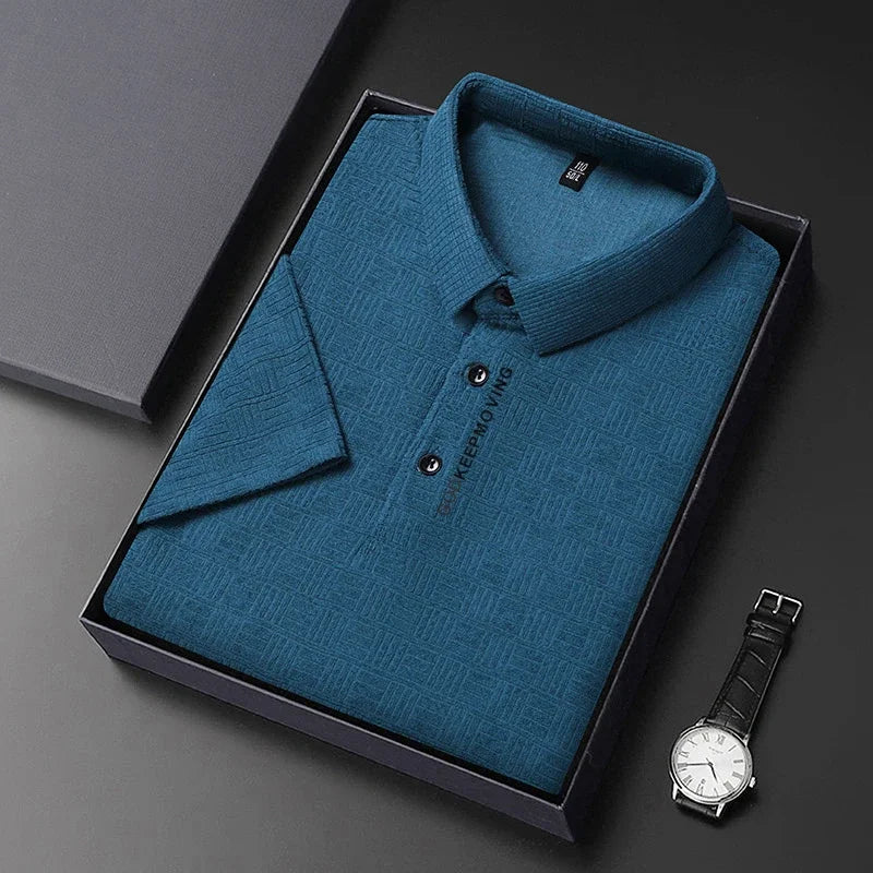 New Men's Business Casual Short Sleeved Shirt with Badge Solid Color Polo Shirt Fashionable Breathable Comfortable Versatile Top