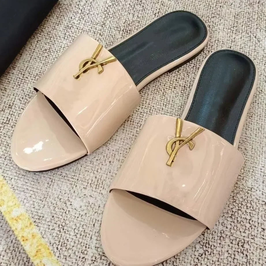 New Internet Celebrity Embroidered Slippers for Women Wearing Sheepskin Printed Alphabet Beach Leisure Internet Celebrity