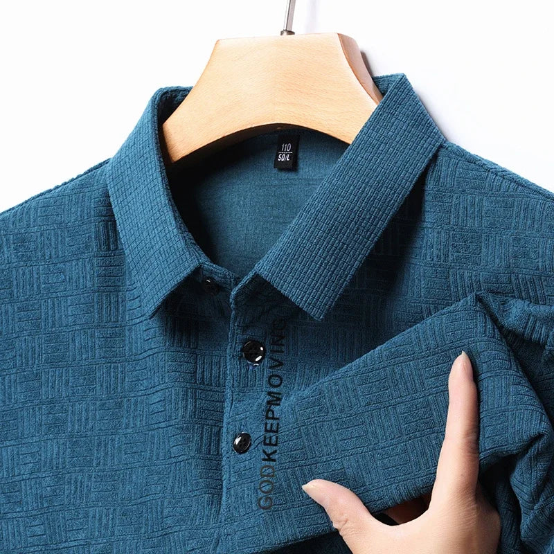 New Men's Business Casual Short Sleeved Shirt with Badge Solid Color Polo Shirt Fashionable Breathable Comfortable Versatile Top
