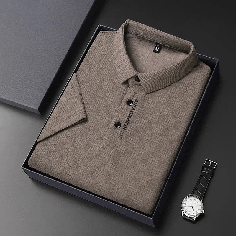 New Men's Business Casual Short Sleeved Shirt with Badge Solid Color Polo Shirt Fashionable Breathable Comfortable Versatile Top