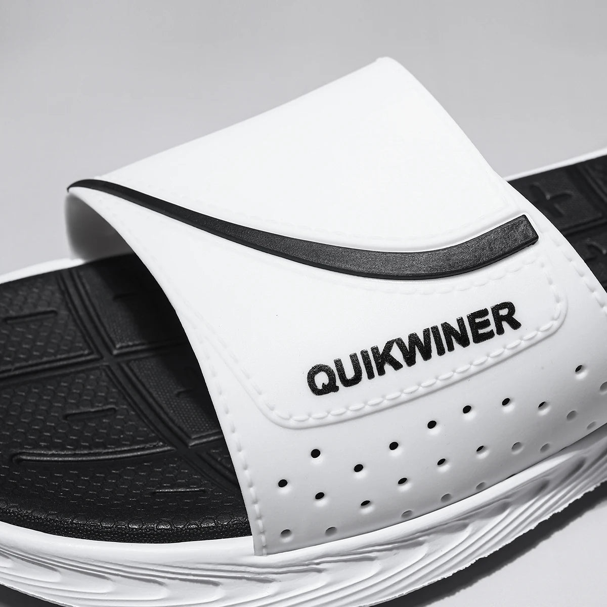 Summer Men's Slippers EVA Non-slip Wear-resistant Beach Shoes for Home Ultra-light Thick Sole Comfortable Outside Sports Sandals