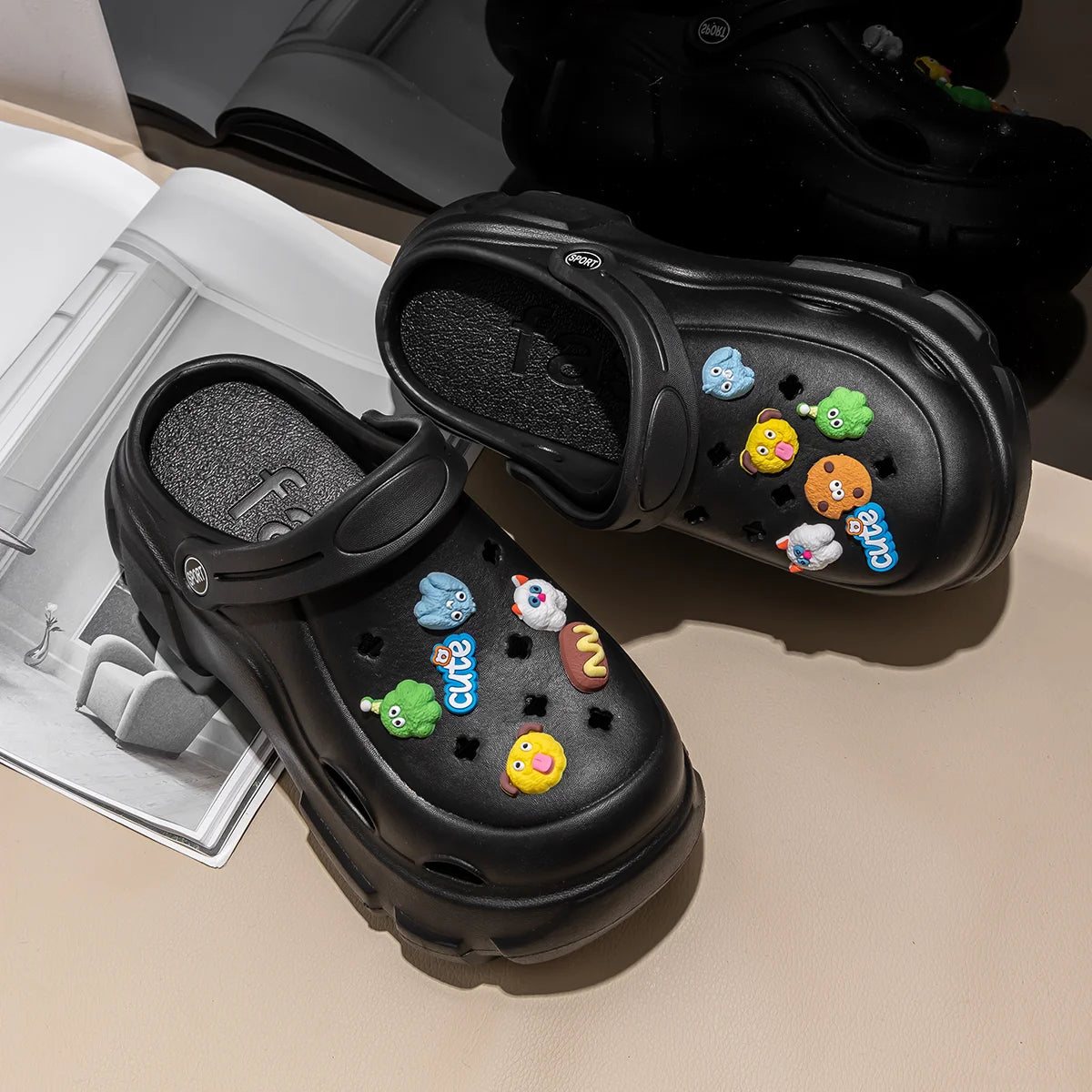 Thick Bottom Women Cave Shoes Heightened Platform Beach Sandals Fashion Comfortable Indoor Outdoor Slippers